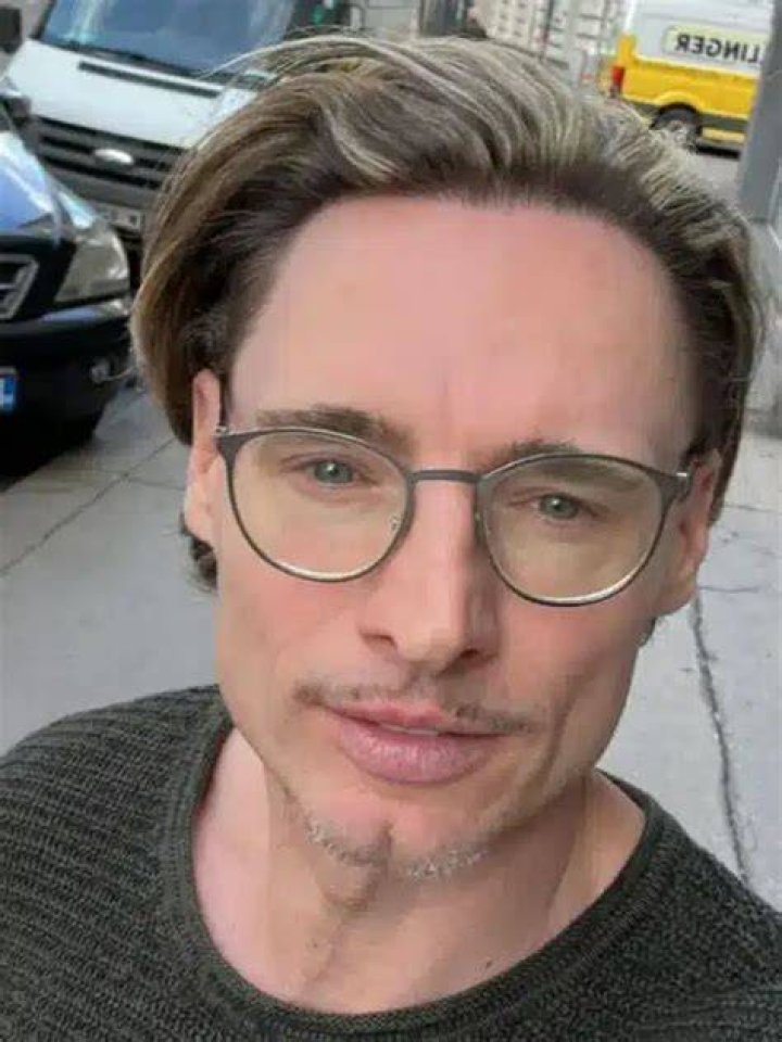 
Stuart Wilkin Height, Weight, Net Worth, Age, Birthday, Wikipedia, Who, Instagram, Biography 
